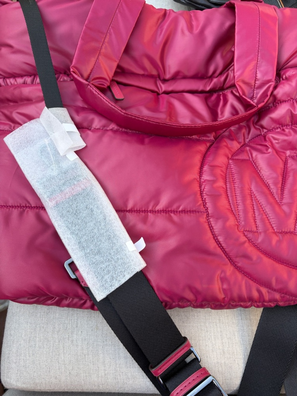 Michael Kors MK Quilted Puffer Tote Bag - Burgundy - Picture 5 of 6